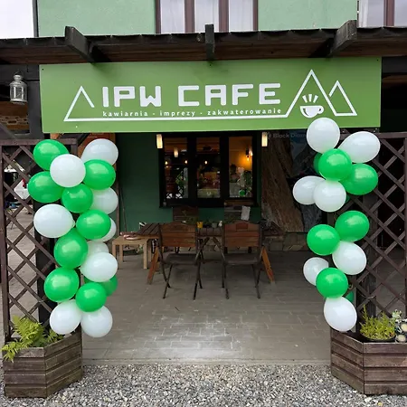 Ipw Cafe & Auberge de jeunesse *